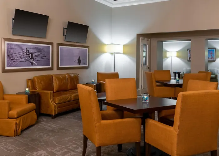 Hotel The Capital Columbus